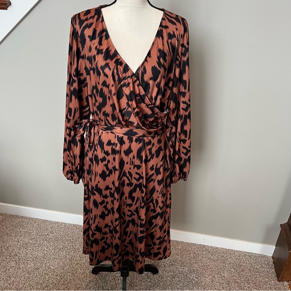 NWT Amazon Huskary Midi Dress